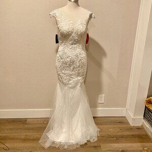 Mermaid Wedding Dress Small NWT Lace Sequin Tulle Gown by Cindy Collection